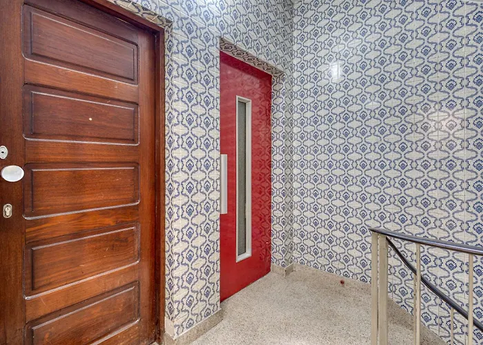 Guest Marques Square Porto