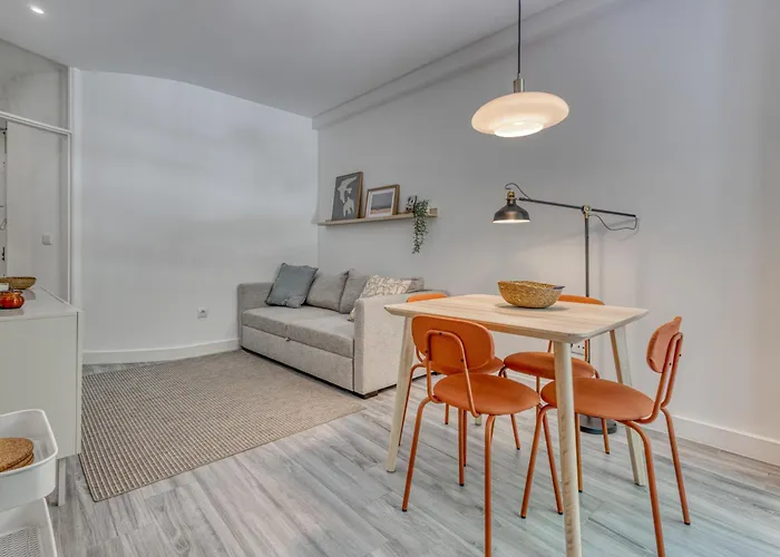 Guest Marques Square * Oporto