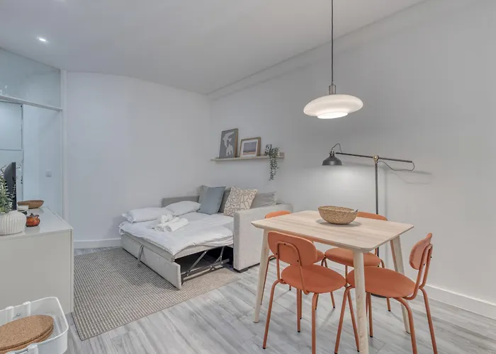 Guest Marques Square *