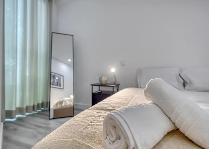 Guest Marques Square Porto